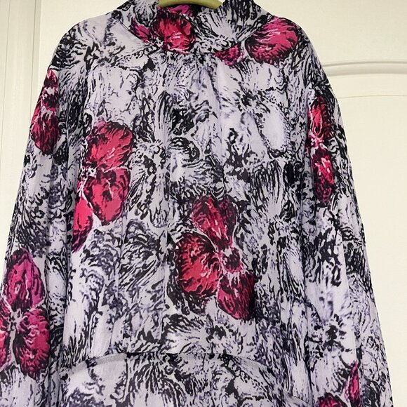 Beautiful pink and purple floral midi dress from Fame. - Picture 3 of 3